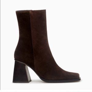 Feners Le Semaine ankle boots in chocolate brown